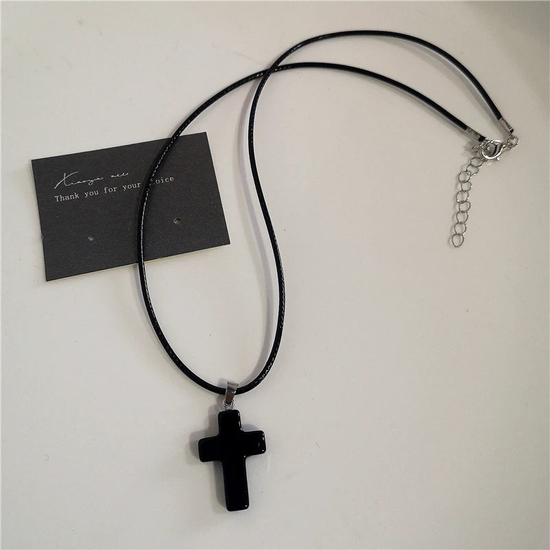 Collar de cadena con colgante de cruz de corazón negro, estilo punk rock gótico vintage para hombres y mujeres, accesorios Y2K.