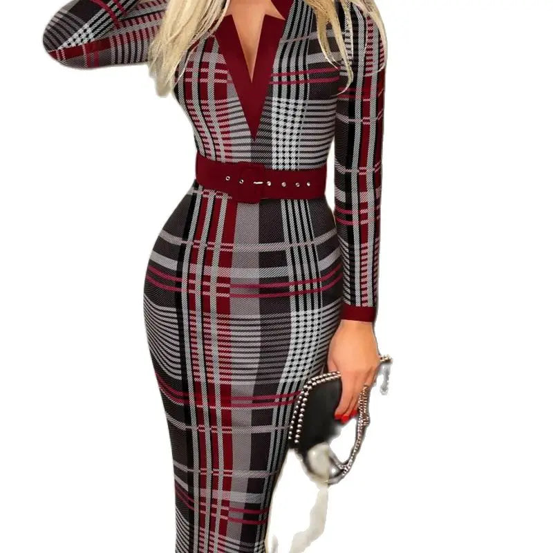 Vestido tubo midi con cuello en V, cinturón y estampado geométrico de la marca Glow, cuerpo ajustado de punto de manga larga.