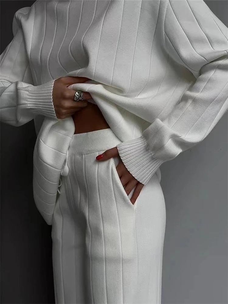 Conjunto de chándal de punto blanco para mujer de Glow, suéter de cuello alto y pantalón recto para otoño e invierno 2023