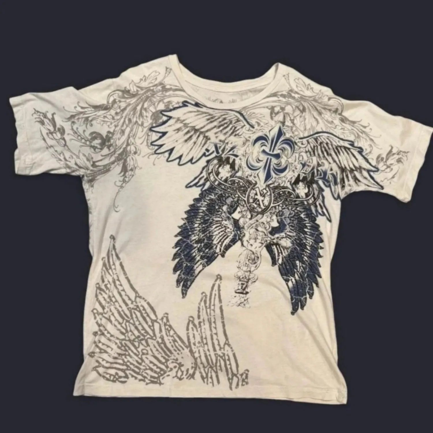 Camiseta de cuello redondo Glow para hombre con estampado de ala de ángel y calavera, cómoda y transpirable para verano y calle
