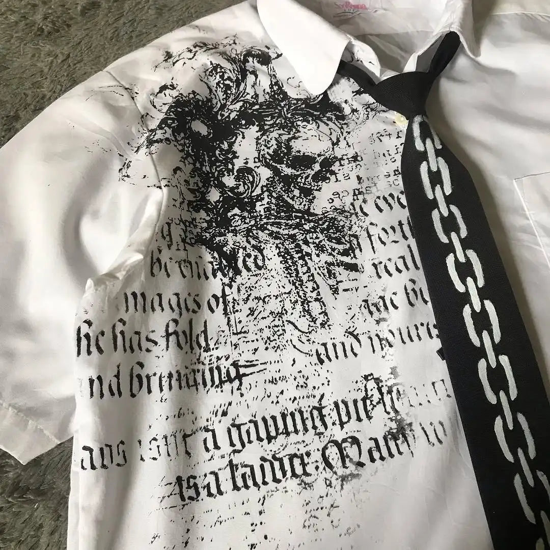Camiseta blanca Y2K para hombre con estampado de calavera y letras, estilo gótico retro Harajuku, manga corta de la marca Glow